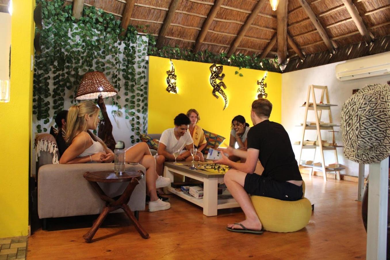 Kruger Park Hostel 말로스 파크 외부 사진