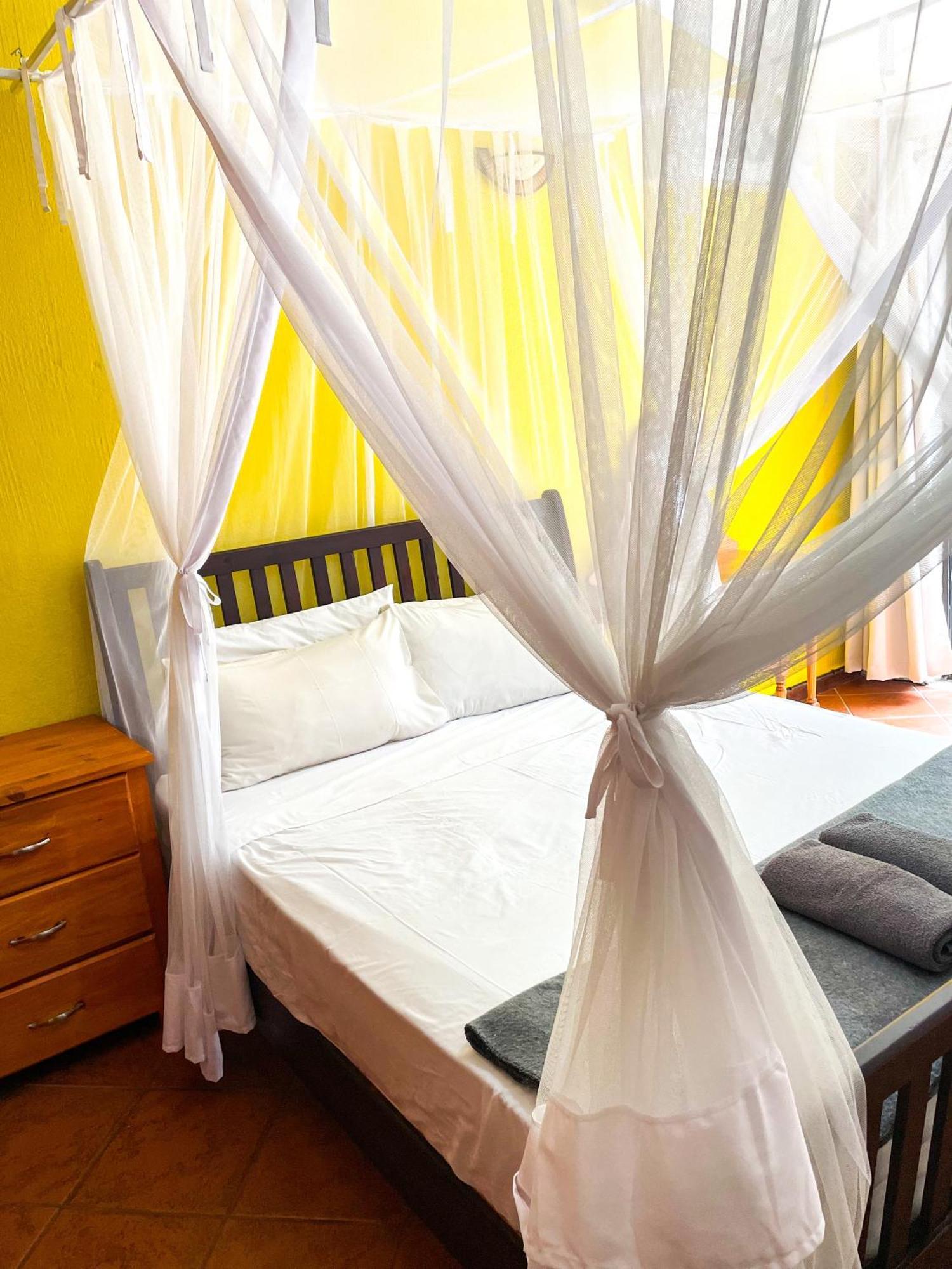 Kruger Park Hostel 말로스 파크 외부 사진