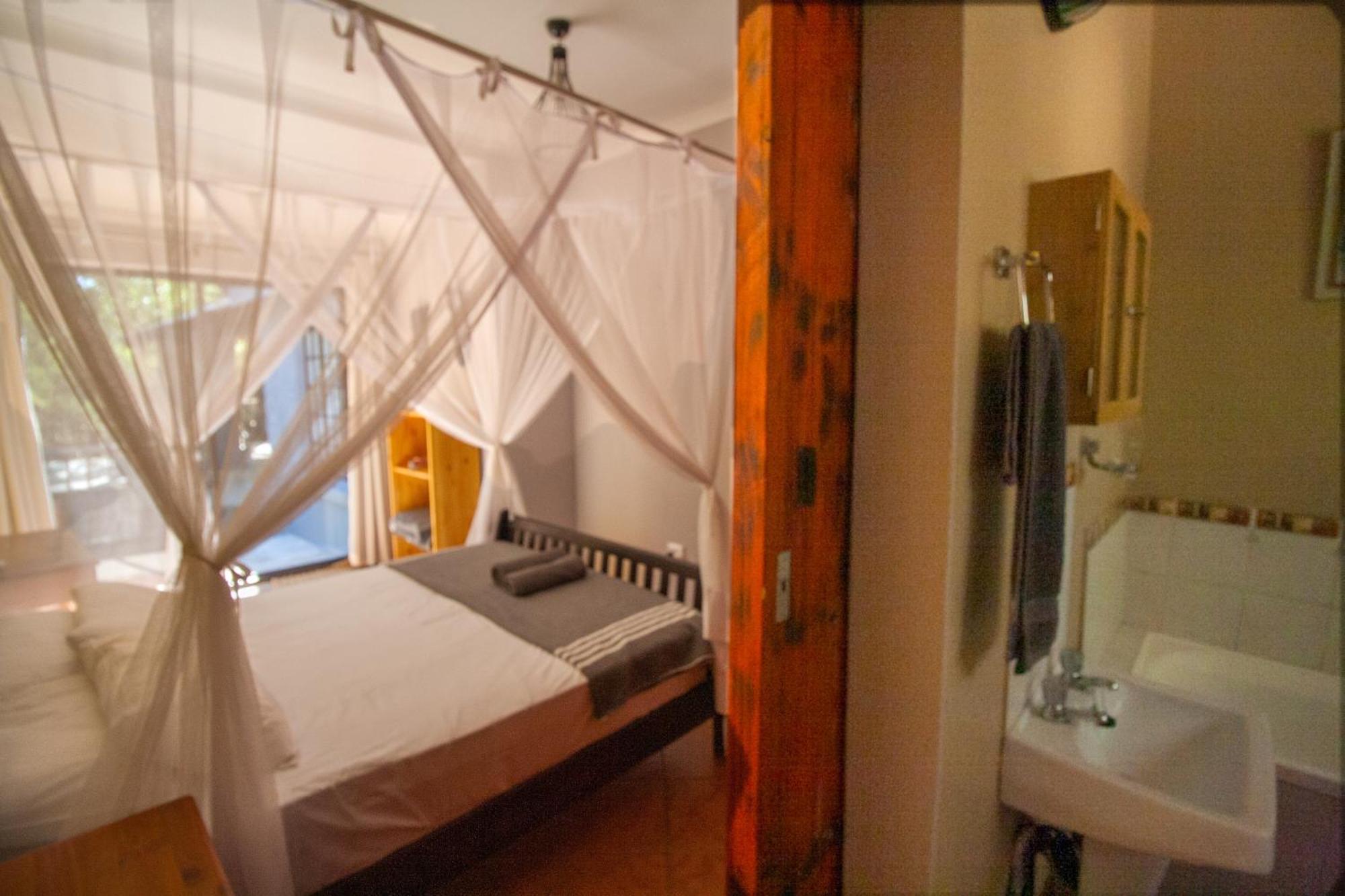 Kruger Park Hostel 말로스 파크 외부 사진