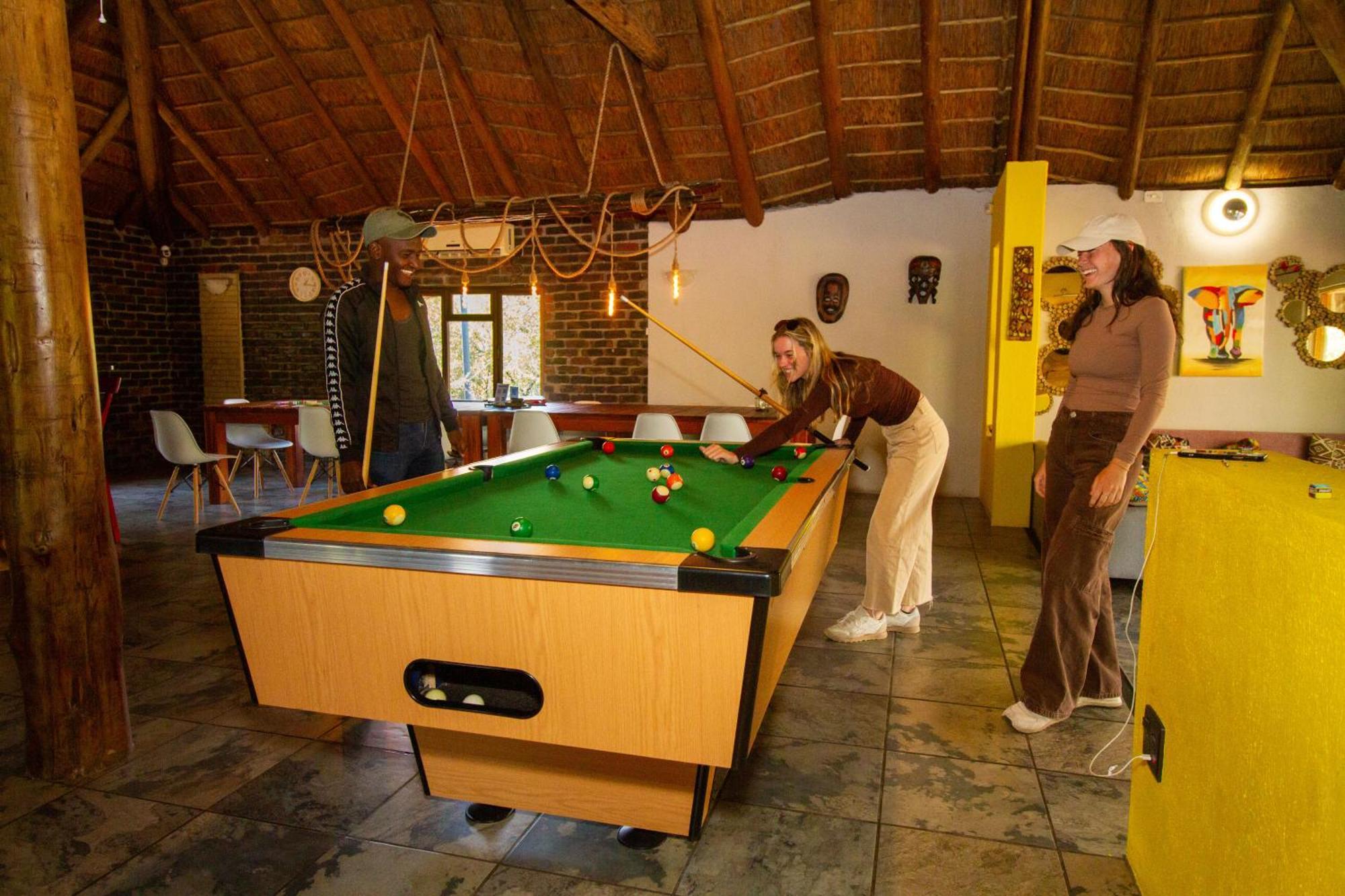 Kruger Park Hostel 말로스 파크 외부 사진